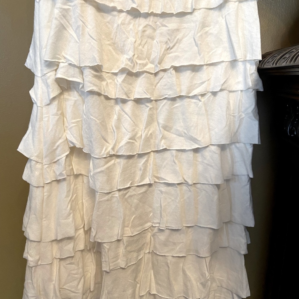 Express Ruffles Dress - Picture 9 of 9